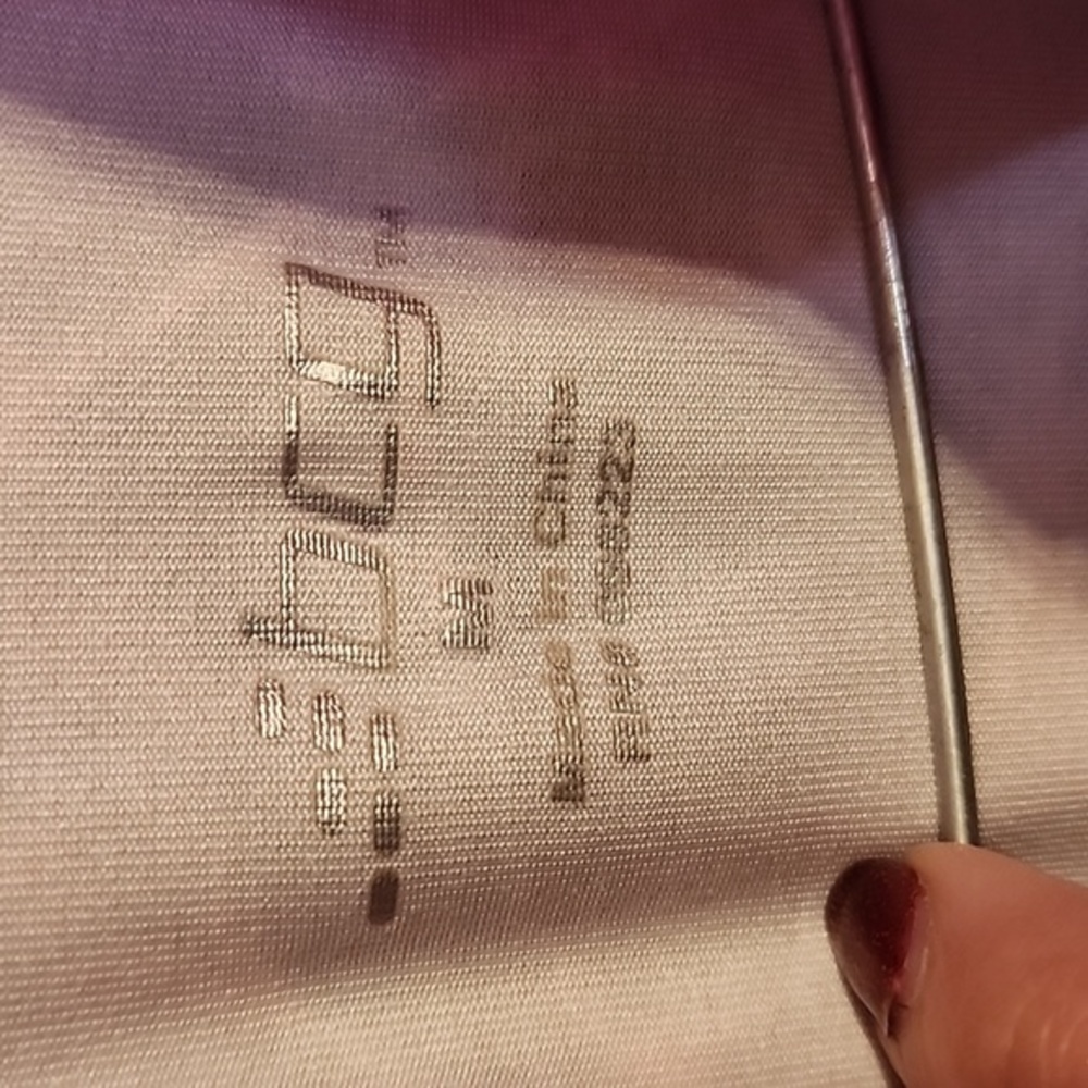 ✨️3/$20 ✨️Bcg‎ pullover - Picture 2 of 5